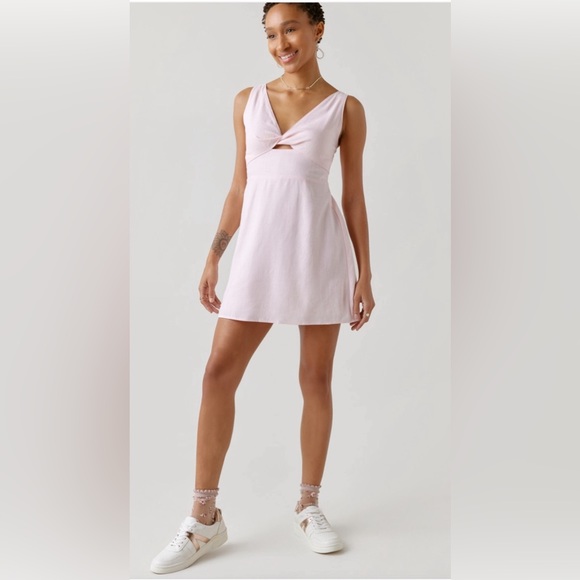 🌸LAST 1️⃣🌸New Francesca’s Stella Knotted Front Mini Dress - Picture 3 of 6